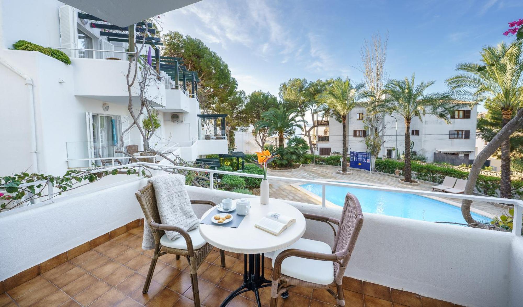 Apartamentos Los Tilos Peguera Extérieur photo